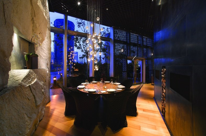 mezza9  Macau dining with view.jpg