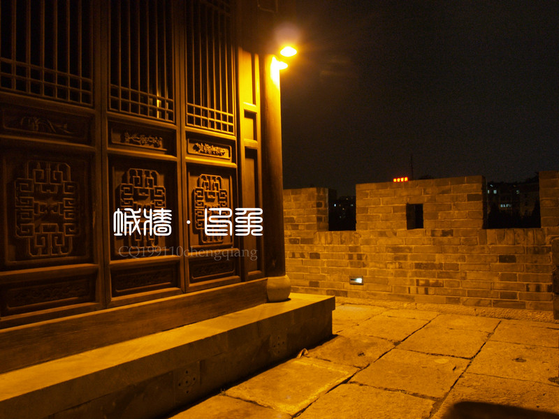 杭州城墙夜景__9030773.JPG