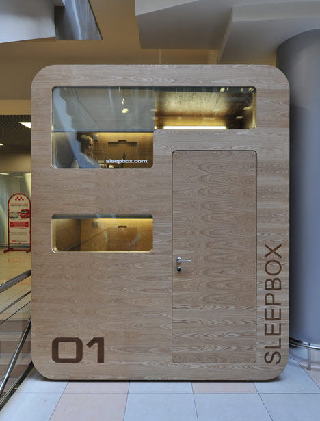 俄罗斯莫斯科的谢列梅捷耶夫国际机场睡箱_dezeen_Sleepbox-by-Arch-Group_12.jpg