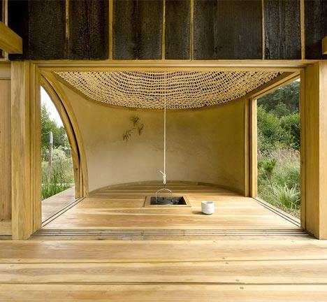 捷克瑟斯卡利帕的黑茶馆_dezeen_Black-Teahouse-by-A1Architects_5.jpg