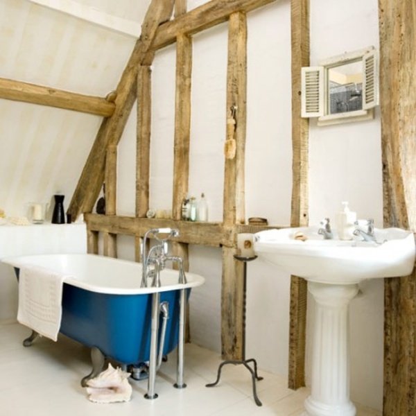 Cool-attic-bathroom-design-ideas-1-500x500_new_gallery_a_600_600.jpg