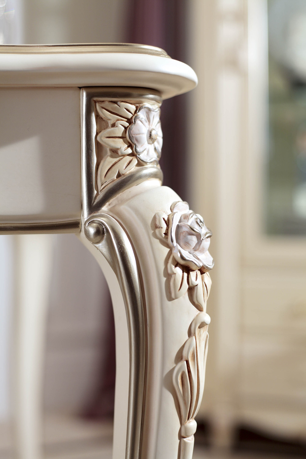 宫廷一号精品家具希望大家喜欢