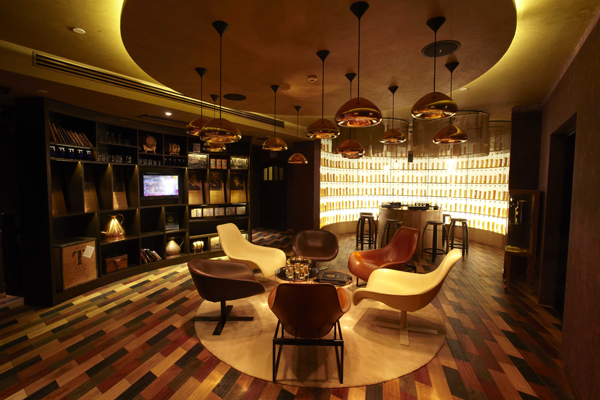 Johnnie Walker House_Love-Agency-Bottles-Ceiling-Johnnie-Walker-House-Shanghai-13.png