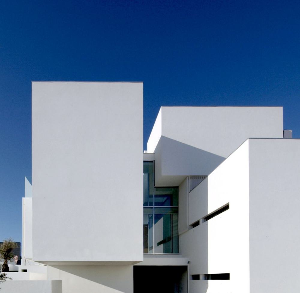 里斯本House in Paço de Arcos / Jorge Mealha_hp_011011_03.jpg