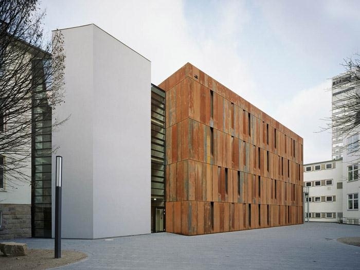 德国Haus der Essener Geschichte__m_gw_yqnvZxsIrrq9KAC-7TKGELV5NCOmf4ChJJ6VRHs5KvLKijK6WRLNUBibhKbal_vomrbtxCPkzi.jpg