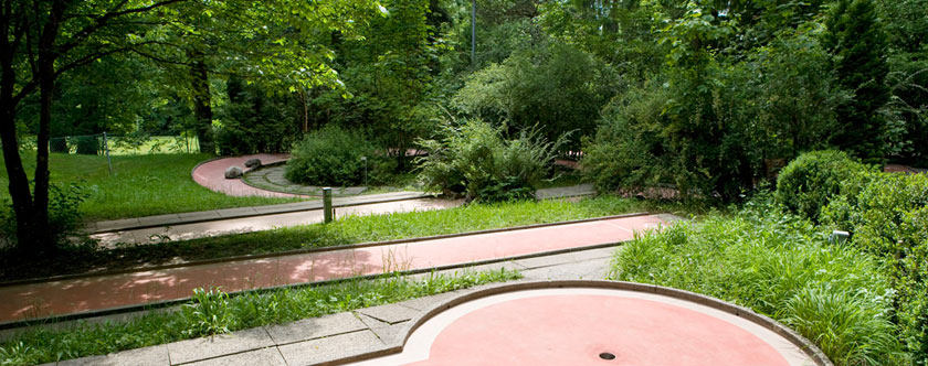 瑞士苏黎世Dolder大酒店_minigolf-1.jpg