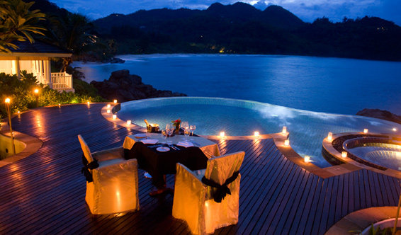 塞舌尔悦榕庄_BT_Seychelles_Dining_SeaStars.jpg