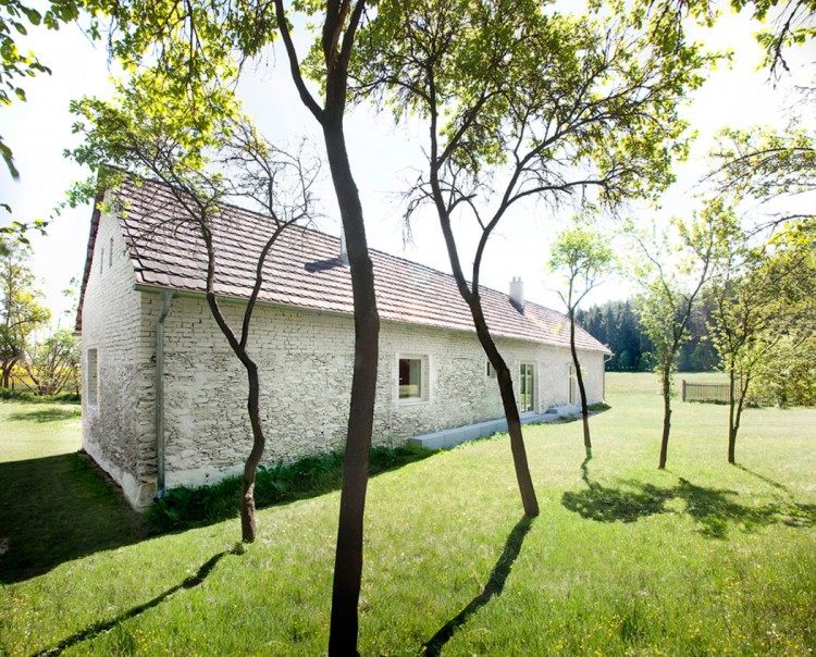 捷克米勒威斯康的果园住宅_Orchard-House-00-750x604.jpg