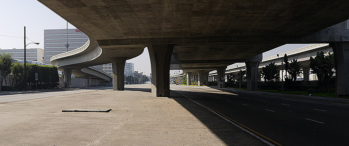 25张不可思议的空城洛杉矶摄影照片_empty-los-angeles-02.jpg