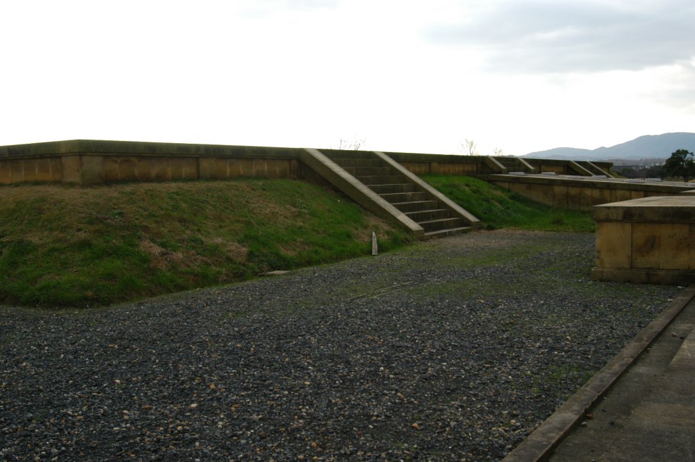 日本奈良古建筑(高清)_第二次大極殿跡4.JPG