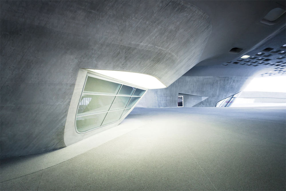 建筑摄影–Phaeno Science Center / Zaha Hadid_phaeno_science_center_13.jpg