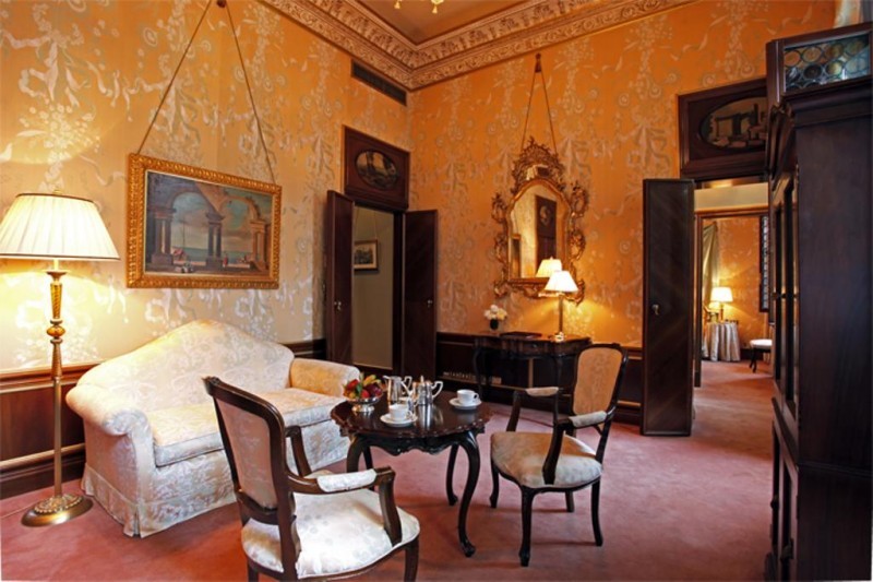 意大利威尼斯鲍尔IL PALAZZO酒店_Deluxe Suite.jpg