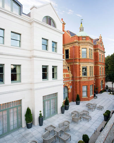都柏林迪伦酒店 Dylan Dublin_exterior_1.jpg