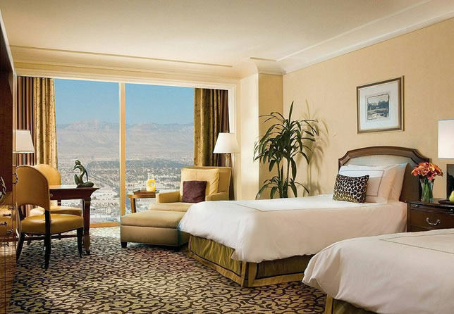 拉斯维加斯曼德勒湾酒店和赌场 Mandalay Bay Rseort & Casino,Las Vegas_fs-deluxe-room.jpg