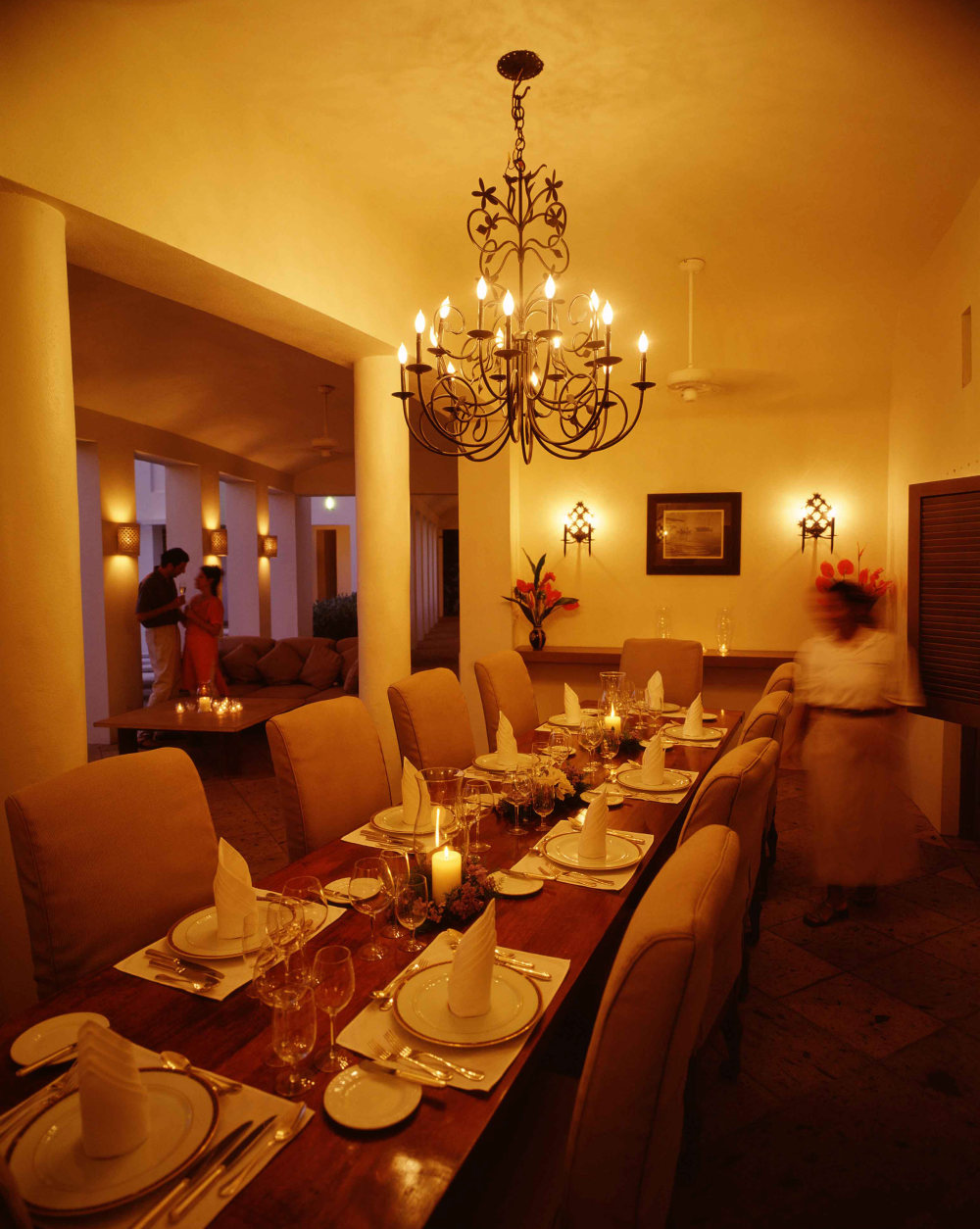 加勒比海安圭拉巴恩斯湾蔚蓝别墅酒店Cerulean Villa, Barnes Bay, Anguilla_evening_veranda_dinner.jpg