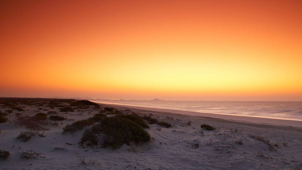 HBA-阿布扎比瑞吉萨迪亚特岛度假村 St. Regis Saadiyat Island Resort_009702-04-sunset-beach.jpg