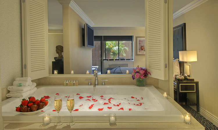 纽约缪斯酒店The Muse New York, a Kimpton Hotel_spa_suite_bathroom_vscape.jpg