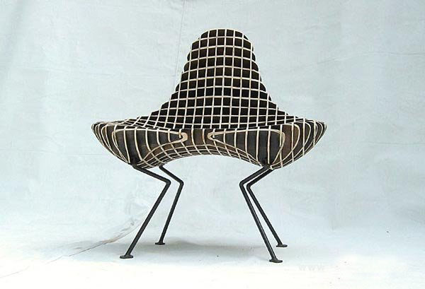 异型椅子设计——矮脚鸡椅.jpg