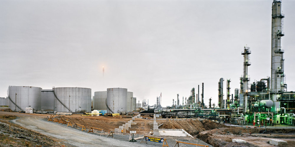 爱德华·伯汀斯基(Edward Burtynsky)摄影作品_024-OLR_33_99_Oil.jpg