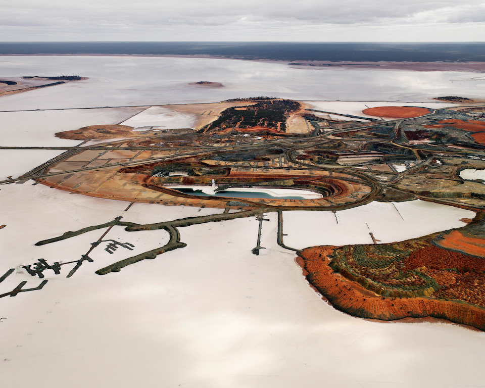 爱德华·伯汀斯基(Edward Burtynsky)摄影作品_AUS_SLO_03_07.jpg