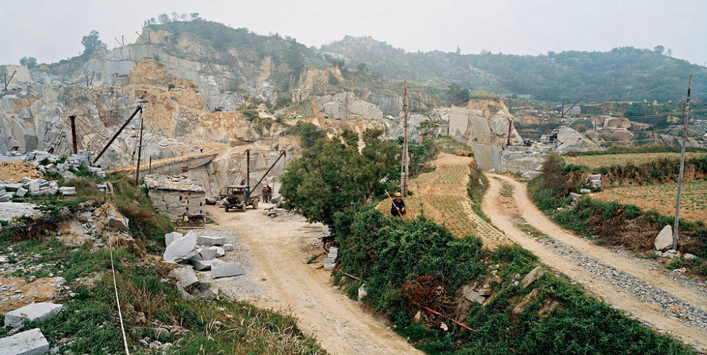 爱德华·伯汀斯基(Edward Burtynsky)摄影作品_CHNA_QUA_05.jpg