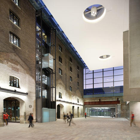 英国伦敦艺术大学中央圣马丁校园_dezeen_Campus-for-Central-Saint-Martins-by-Stanton-Williams-18.jpg