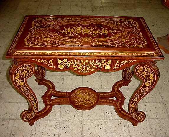 louis-xiv-style-center-table.JPG