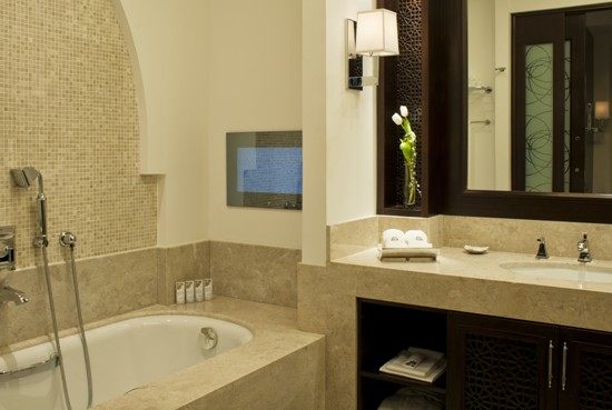 卡塔尔多哈瑞吉酒店 The St. Regis Doha_hotel-bathroom_lg.jpg