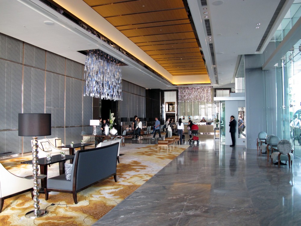 The_Ritz-Carlton_Hong_Kong_Level_9_Lobby.jpg