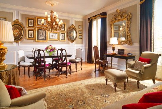 佛罗伦萨瑞吉酒店The St. Regis Florence_Presidential_Da_Vinci_Suite_Living_Room_lg.jpg