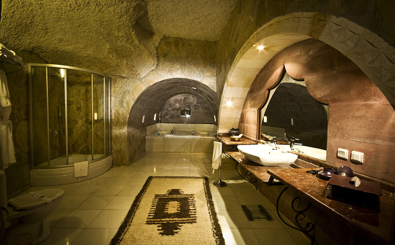 harem-cave-bathroom.jpg