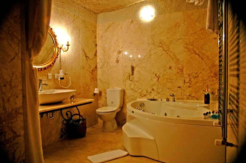 Lalezar-Cave-Suite-Bathroom.jpg