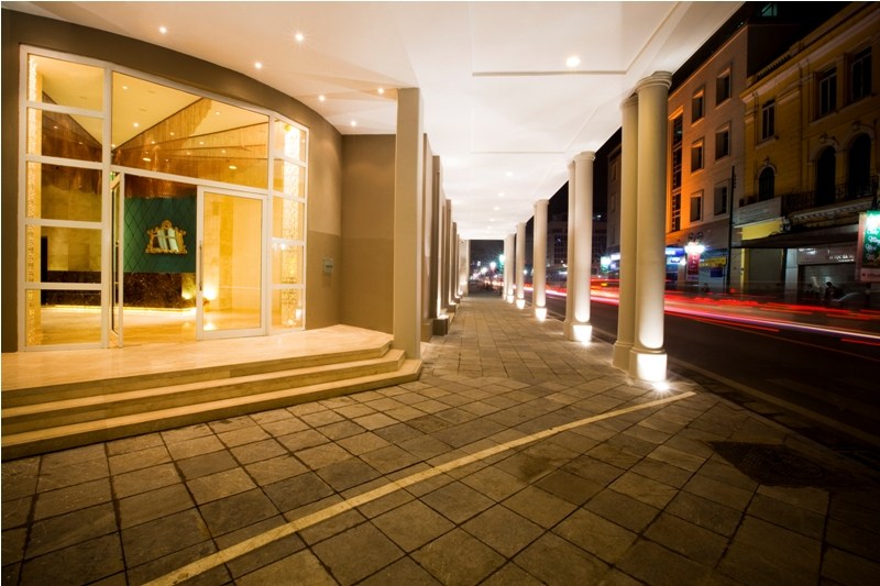 越南河内歌剧院酒店 Hotel de l'Opera Hanoi_Hotel-de-lOpera-Hanoi-outside.jpg
