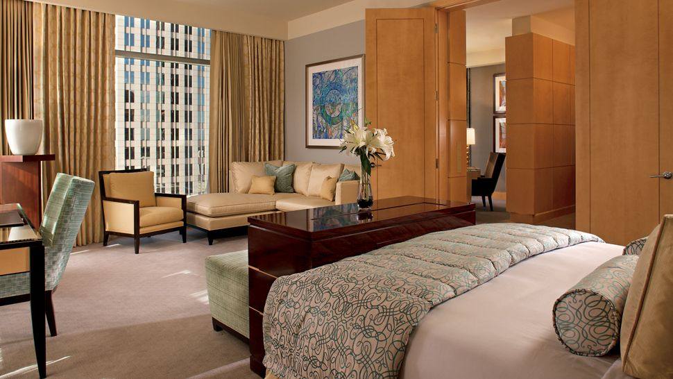 美国夏洛特丽思卡尔顿酒店THE RITZ-CARLTON CHARLOTTE_006924-08-bedroom.jpg