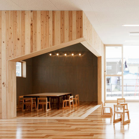 日本长滨“LEIMOND“幼儿园_dezeen_Leimondo-Nursery-School-by-Archivision-Hirotani-Studio_10.jpg