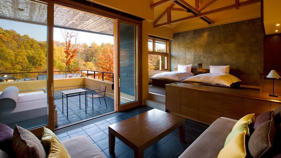 日本东京虹夕诺雅轻井泽星野温泉酒店_008405-10-bedroom-double-beds