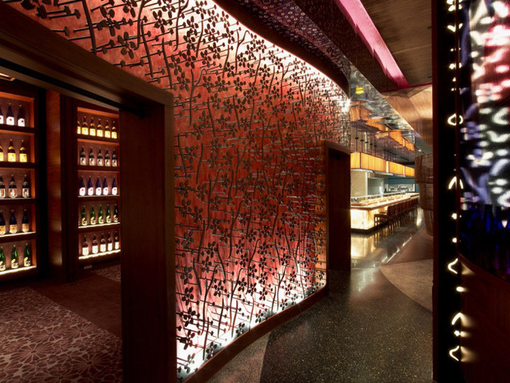 Nobu-restaurant-by-Rockwell-Group-Dubai-05.jpg