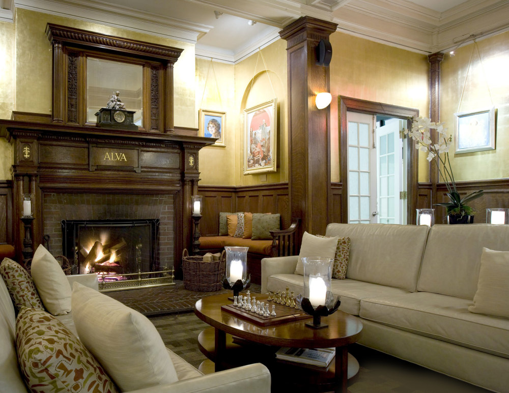 美国罗得岛范德比尔特格雷斯酒店Vanderbilt Grace(官方高清摄影)_Vanderbilt_Grace_Fireplace_a1e1258.jpg