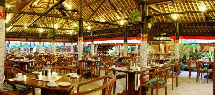 The Club at The Legian_bale-banjar-restaurant.jpg