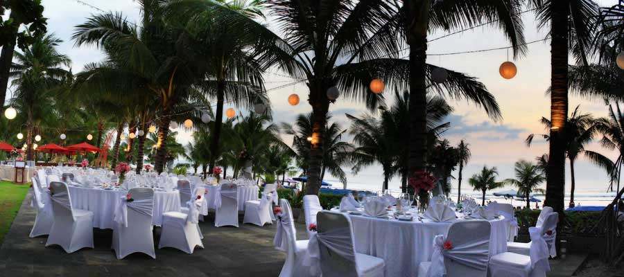 The Club at The Legian_Bouquet-Set-Up.jpg