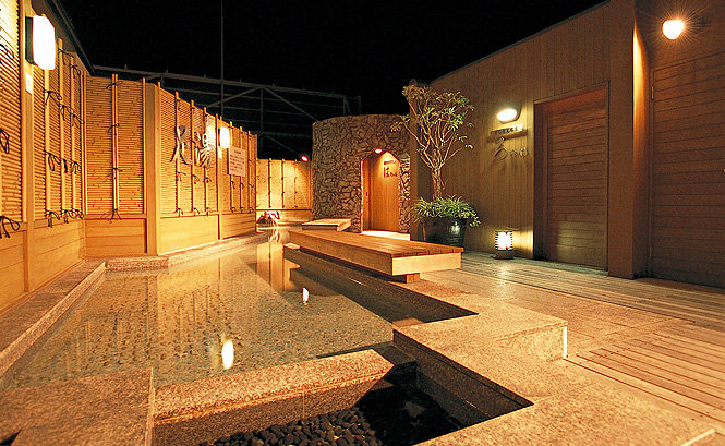 伊豆・稲取温泉滨之汤旅館 izu-hamanoyu_貸切風呂・足湯.jpg