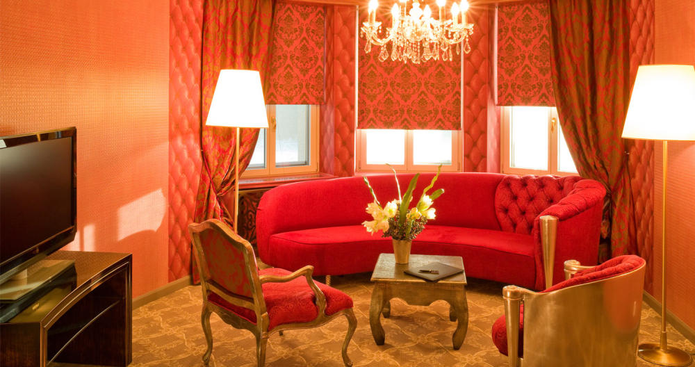 瑞士圣莫里茨卡尔顿酒店 The Luxury Carlton Hotel, St. Moritz, Switzerland_deluxeSuites_01.jpg