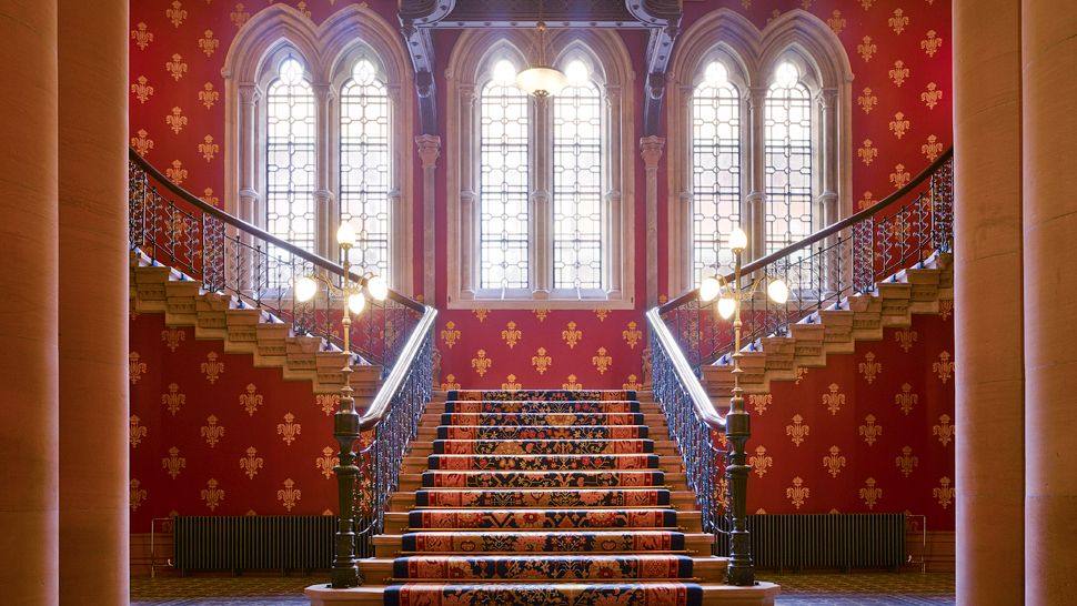 伦敦圣潘克拉斯万丽酒店 St Pancras Renaissance Hotel_009220-14-grand-staircase.jpg