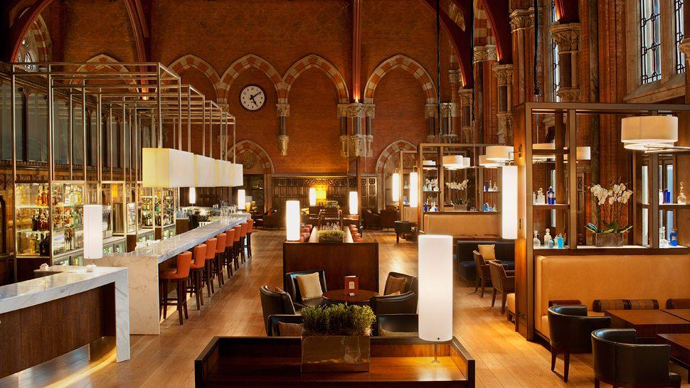 伦敦圣潘克拉斯万丽酒店 St Pancras Renaissance Hotel_009220-15-bar.jpg