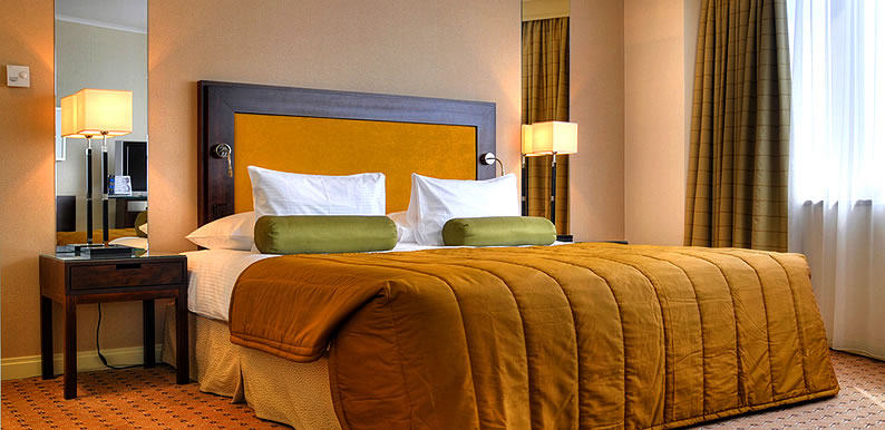 布拉格科林西亚酒店Corinthia Hotel Prague_Executive Room .jpg