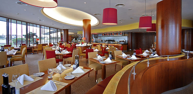 布拉格科林西亚酒店Corinthia Hotel Prague_The Grill.jpg