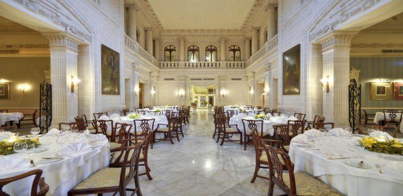 马耳他圣乔治湾科林西亚酒店Corinthia Hotel St George's Bay_CPHS_Villa_Corinthia_(1)_794x386.jpg