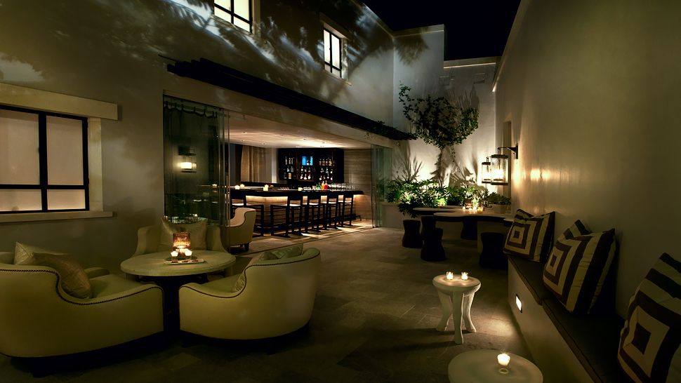 墨西哥圣米格尔HOTEL MATILDA_009111-06-courtyard-lounge-night.jpg