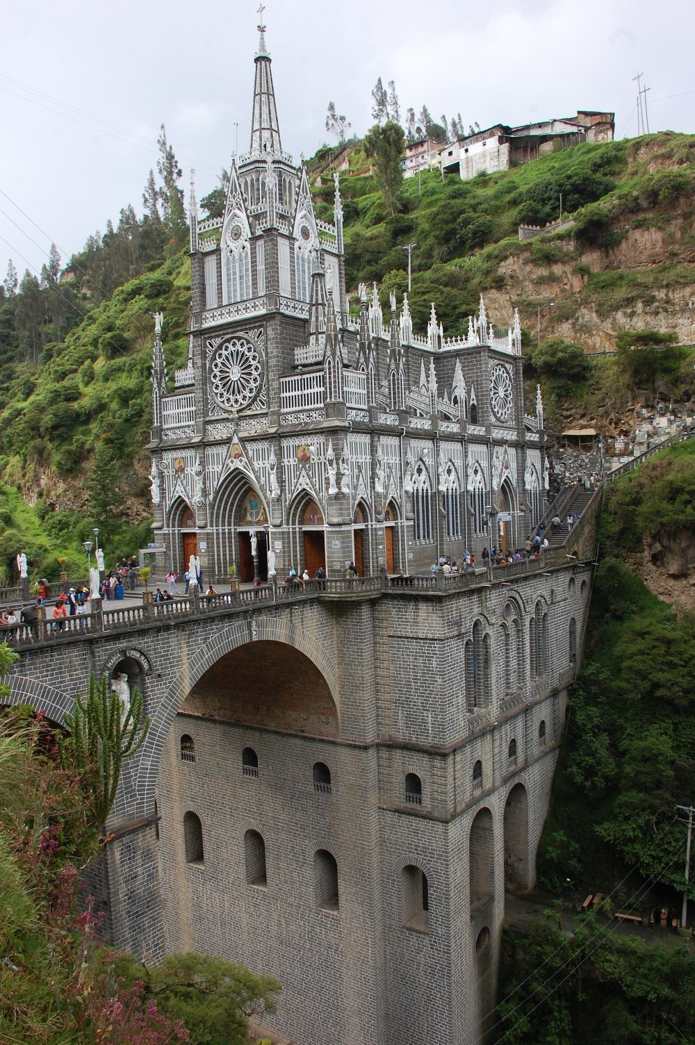 哥伦比亚Las Lajas教堂_2534948754_2387065524_o.jpg