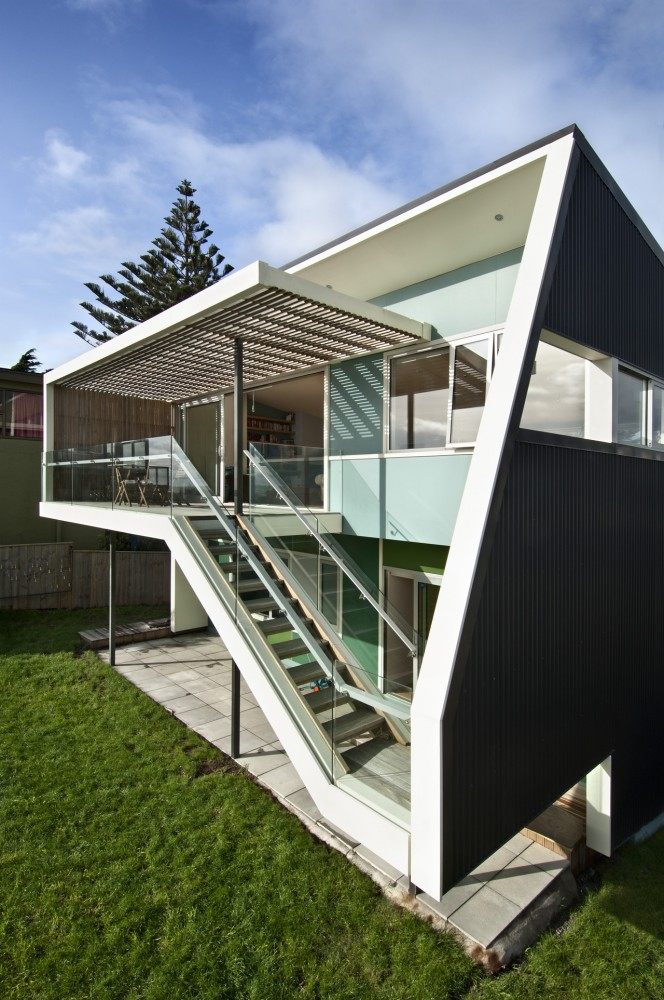 Waikanae House / Parsonson Architects_1323833346-treadwell12-664x1000.jpg